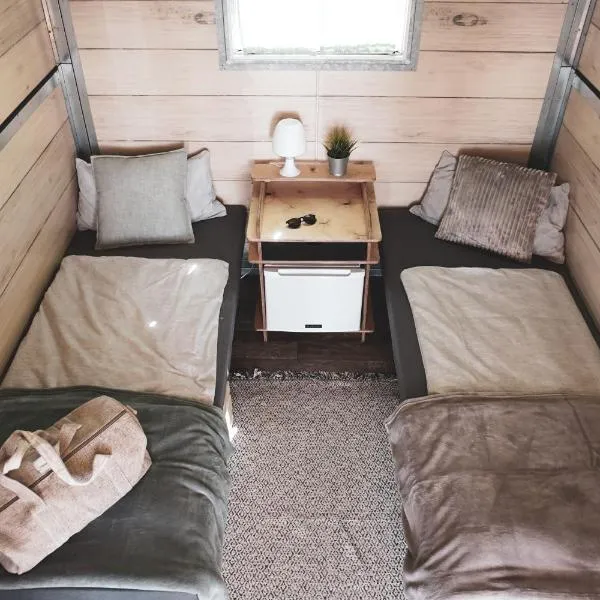 Kieler Woche Lodge Camp,位于基尔的酒店