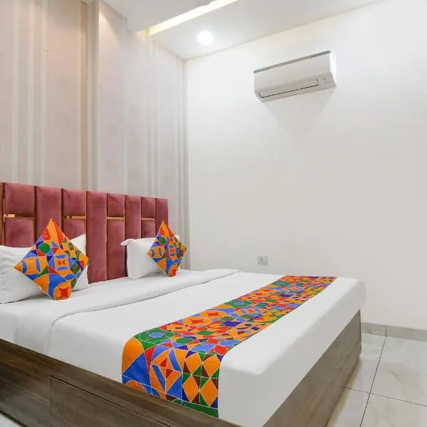 FabHotel Yellow Leaf，位于卢迪亚纳的酒店