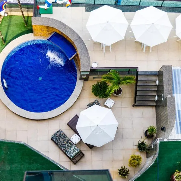 Hotel Golden Park Recife Boa Viagem，位于Pina的酒店