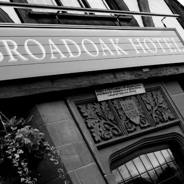 The Broadoak，位于阿什顿下安林恩的酒店