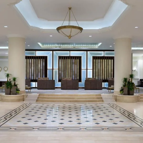 布加勒斯特JW万豪大酒店，位于布加勒斯特的酒店