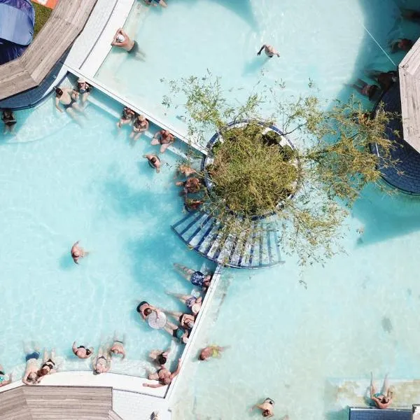 Thermál Apartmanház，位于科马罗姆的酒店