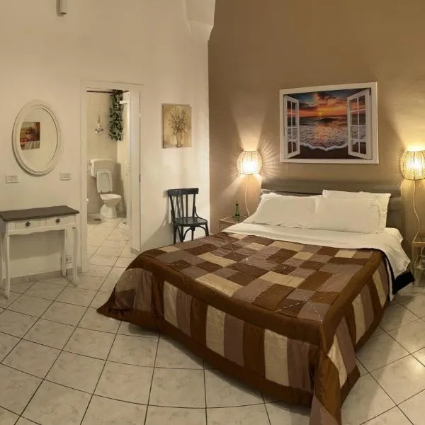 Artemide Home，位于塔兰托的酒店