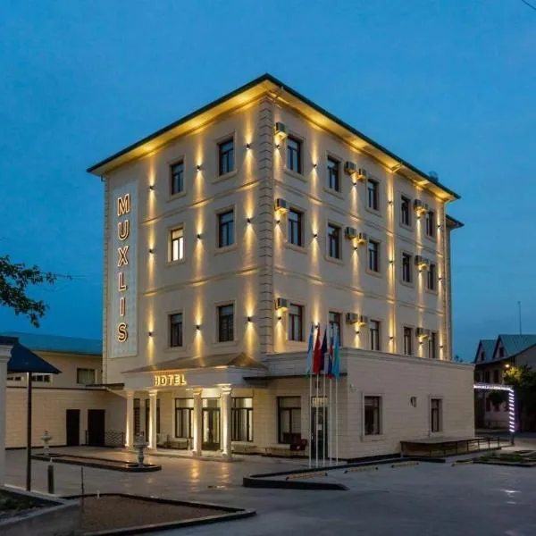 Muxlis Hotel，位于Yangiyŭl的酒店