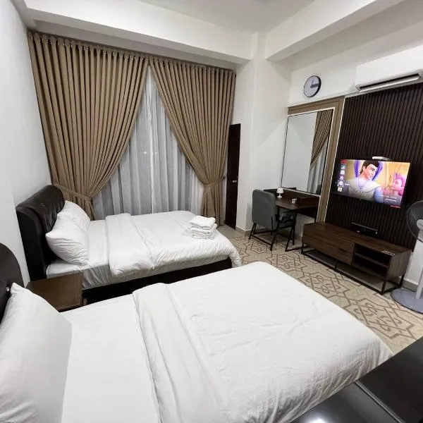 HASSMA Studio Apartment with Pool，位于Kampong Batu Papan的酒店