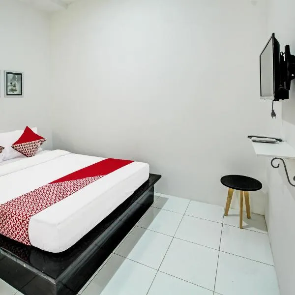 OYO 92433 Sirih Gading Family Guest House，位于图隆阿贡的酒店
