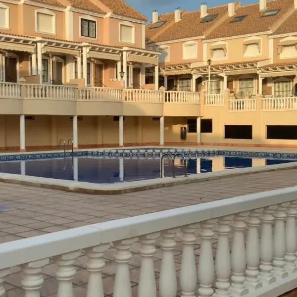 Amazing sweet house sea view Costa Blanca, swimming pool, 4 bedrooms，位于圣波拉的酒店