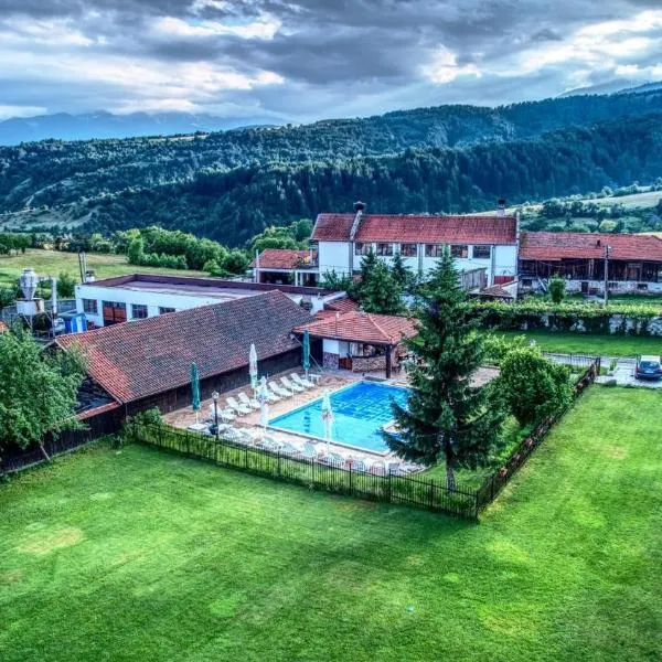 Хотел-механа Добърско，位于Gorno Draglishte的酒店