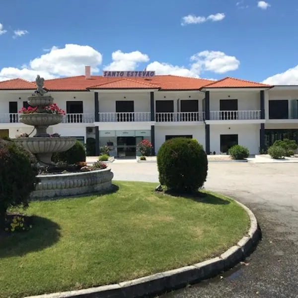 Restaurante Residencial Pizzaria S. Estevão，位于阿吉亚尔-达贝拉的酒店