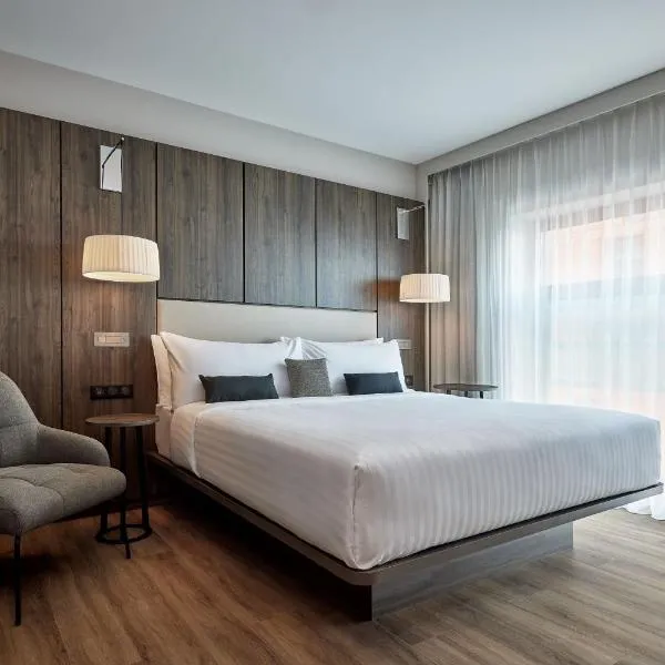 AC Hotel by Marriott Strasbourg，位于斯特拉斯堡的酒店