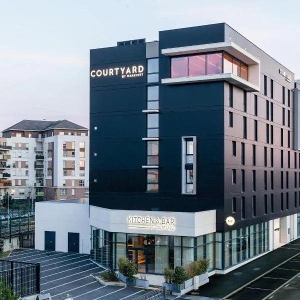 Courtyard by Marriott Paris Creteil，位于克雷泰伊的酒店