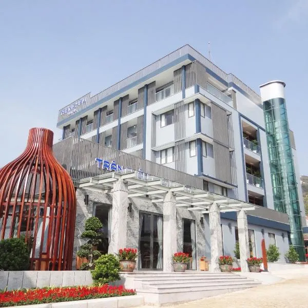 Trân Châu Beach & Resort，位于巴地市的酒店