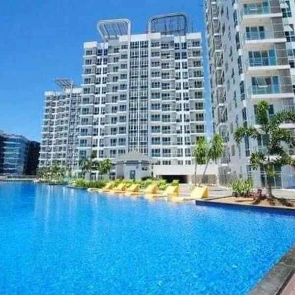 Mactan Newtown Beach Condo，位于麦克坦的酒店