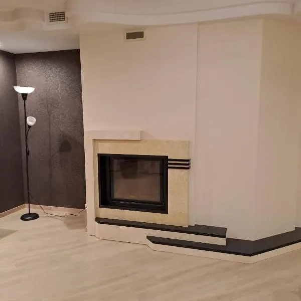 Good J&I apartment，位于Rugāji的酒店