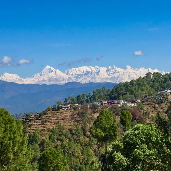 Himalaya View，位于拉尼凯特的酒店