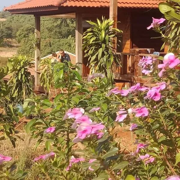 Happy bungalow & trekking，位于Phumĭ Kalai Kala的酒店