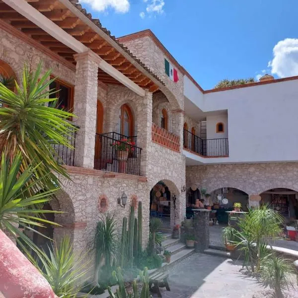 Hotel Casa Caro，位于贝纳尔的酒店