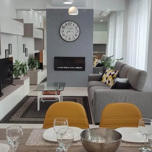 Bright Stylish Apartment，位于维多利亚的酒店