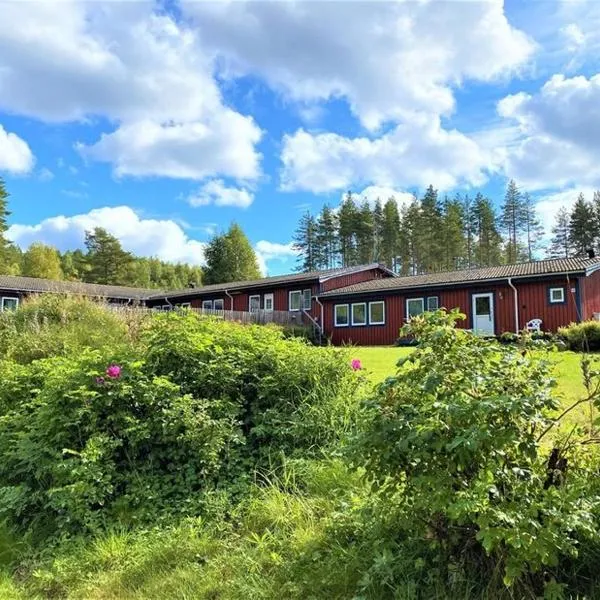 Långrösta 48-49, Appartementen in Hagfors，位于Ekshärad的酒店