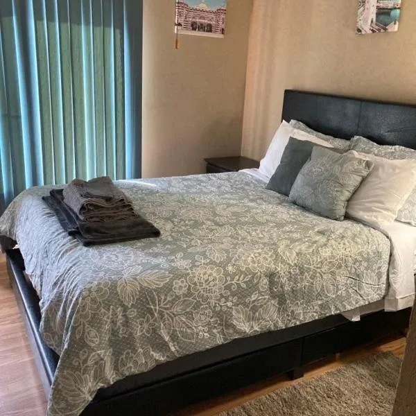 Irises House - private room in home，位于基西米的酒店