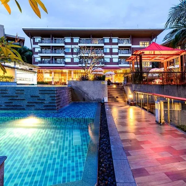 Peach Blossom Resort & Pool Villa - SHA Plus，位于卡伦海滩的酒店