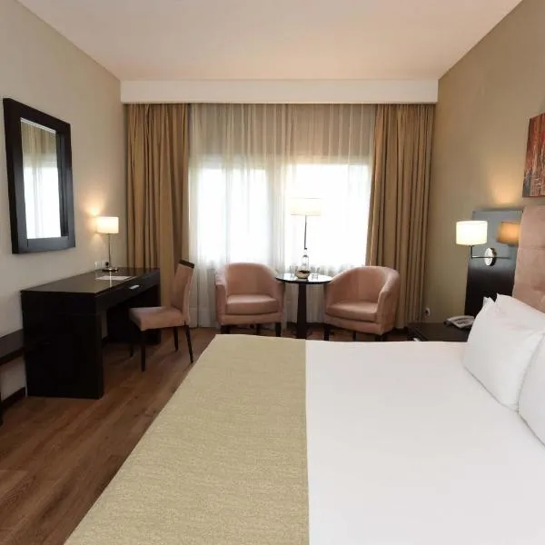 埃塞萨豪生国际酒店集团度假酒店及会议中心，位于Máximo Paz的酒店