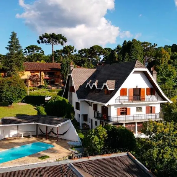 Casa Três Rios - Campos do Jordão，位于坎波斯杜若尔当的酒店