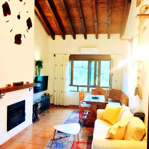 La Casita De La Montaña，位于Alba de los Cardaños的酒店