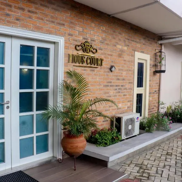 Pious Court，位于Igbekiri-Isiokpo的酒店
