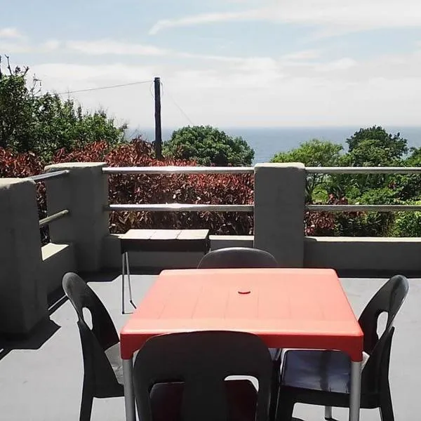Sea view, self-catering, vacation apartment.，位于Elysium的酒店