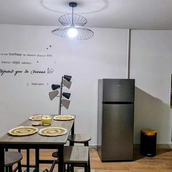 Zen Home - appartement jusqu'à 4 voyageurs，位于Le Poizat的酒店