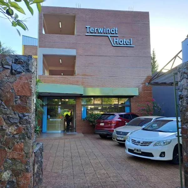 Terwindt Hotel，位于Colonia Herrera Vega的酒店