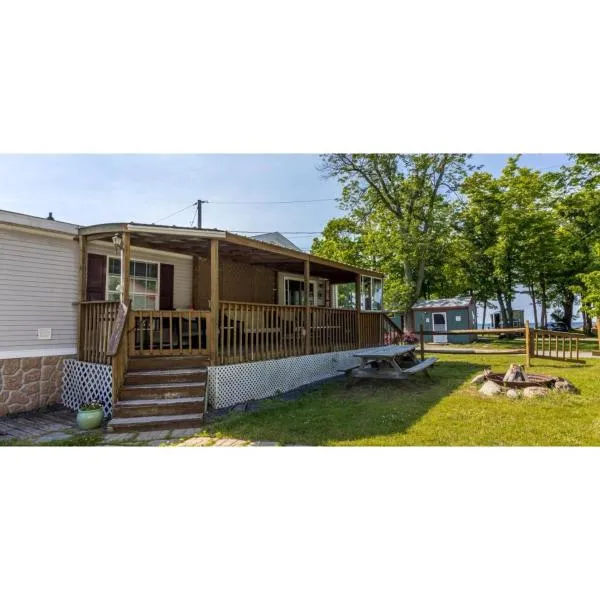 Shady Shores RV Resort & Campground,位于Sterling的酒店