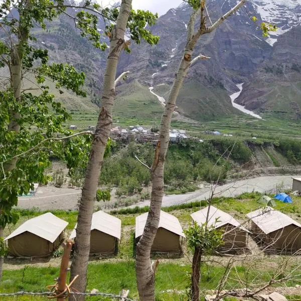 Chandra Bhaga camps，位于Tāndi的酒店