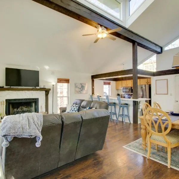 Furnished Porch! Margaritaville Resort Family Stay，位于欧塞奇比奇的酒店