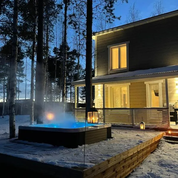 Luxurious Villa Snow with Jacuzzi，位于Marrasjärvi的酒店