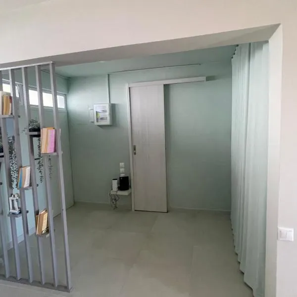 Sophia's apartment，位于萨罗尼扎的酒店