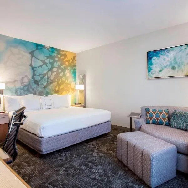 劳德代尔堡珊瑚泉万怡酒店，位于塔马拉克的酒店