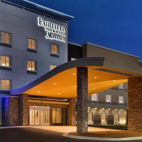 Fairfield Inn & Suites by Marriott Boulder Longmont，位于Niwot的酒店