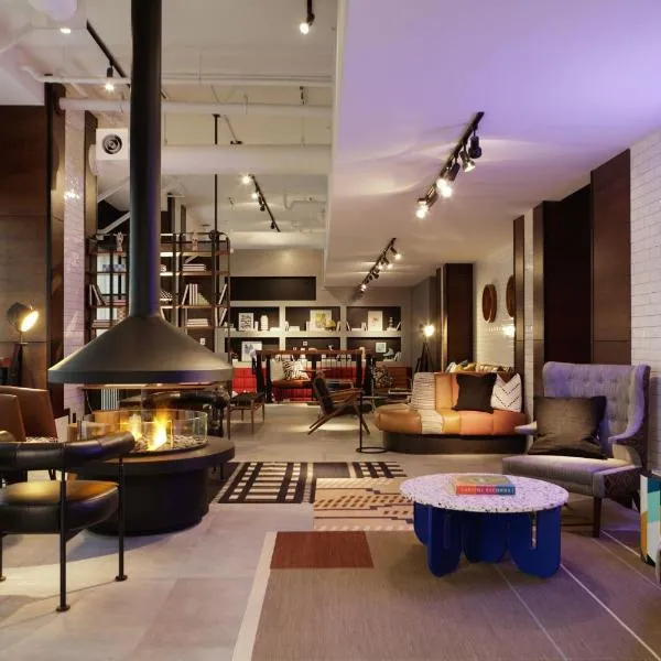 Moxy Richmond Downtown，位于里士满的酒店