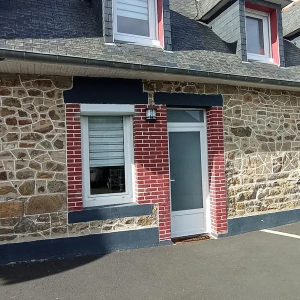 Petite maison charmante en baie de Saint-Brieuc entre Paimpol et Erquy Wifi et parking gratuit，位于普雷兰的酒店