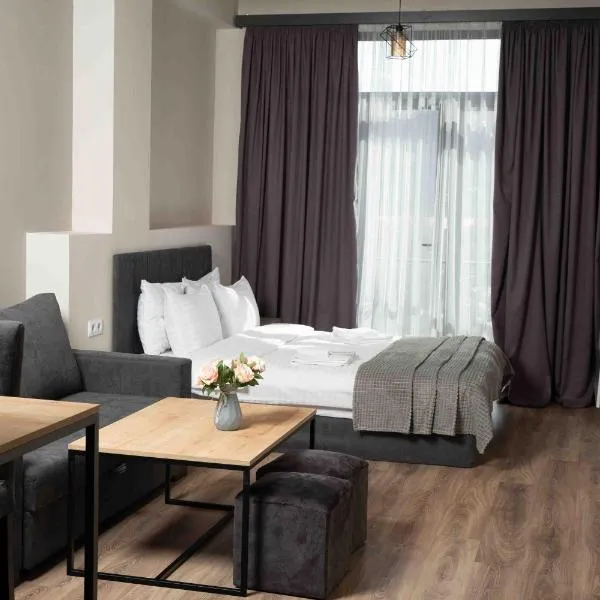 Forest Apartments Hotel，位于萨克德佐尔镇的酒店