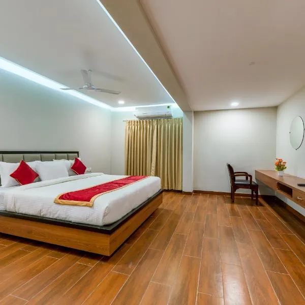 VOV VIJAYAPURA BY FIDATO HOTELS，位于Māngoli的酒店