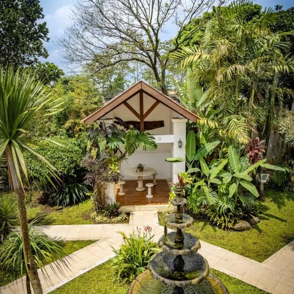 Family Hotel Gradia 1，位于巴图的酒店