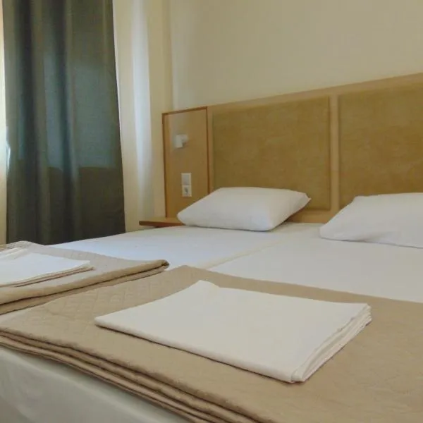 Sweetmar guest Rooms-ground floor,位于科斯镇的酒店