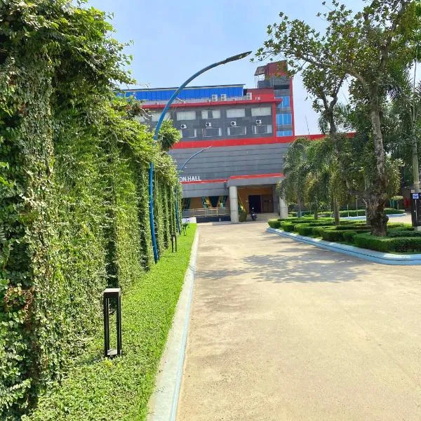 CCULB Resort & Convention Hall，位于Jāmālpur的酒店