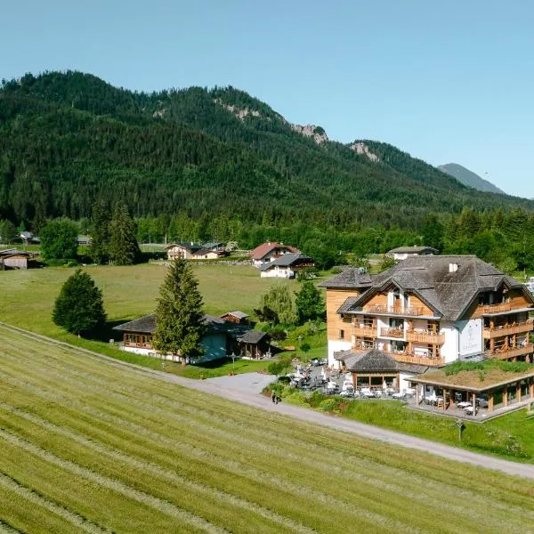 Das Leonhard - Naturparkhotel am Weissensee，位于Steinfeld的酒店