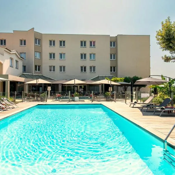 格拉斯仙丹贝斯特韦斯特PLUS酒店，位于Le Tignet的酒店