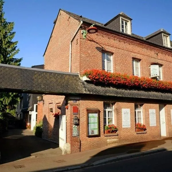 Hôtel Restaurant La Paix La Robe et le Palais，位于Roncherolles-en-Bray的酒店