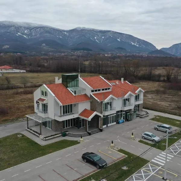 Kristal Apartmani - Banja Ždrelo，位于兹德罗的酒店